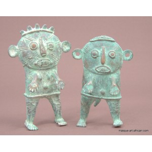 Bronze Tikar Couple