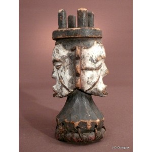 Janus crest Igbo